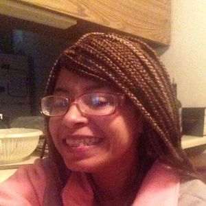 Meet your Posher, Simone