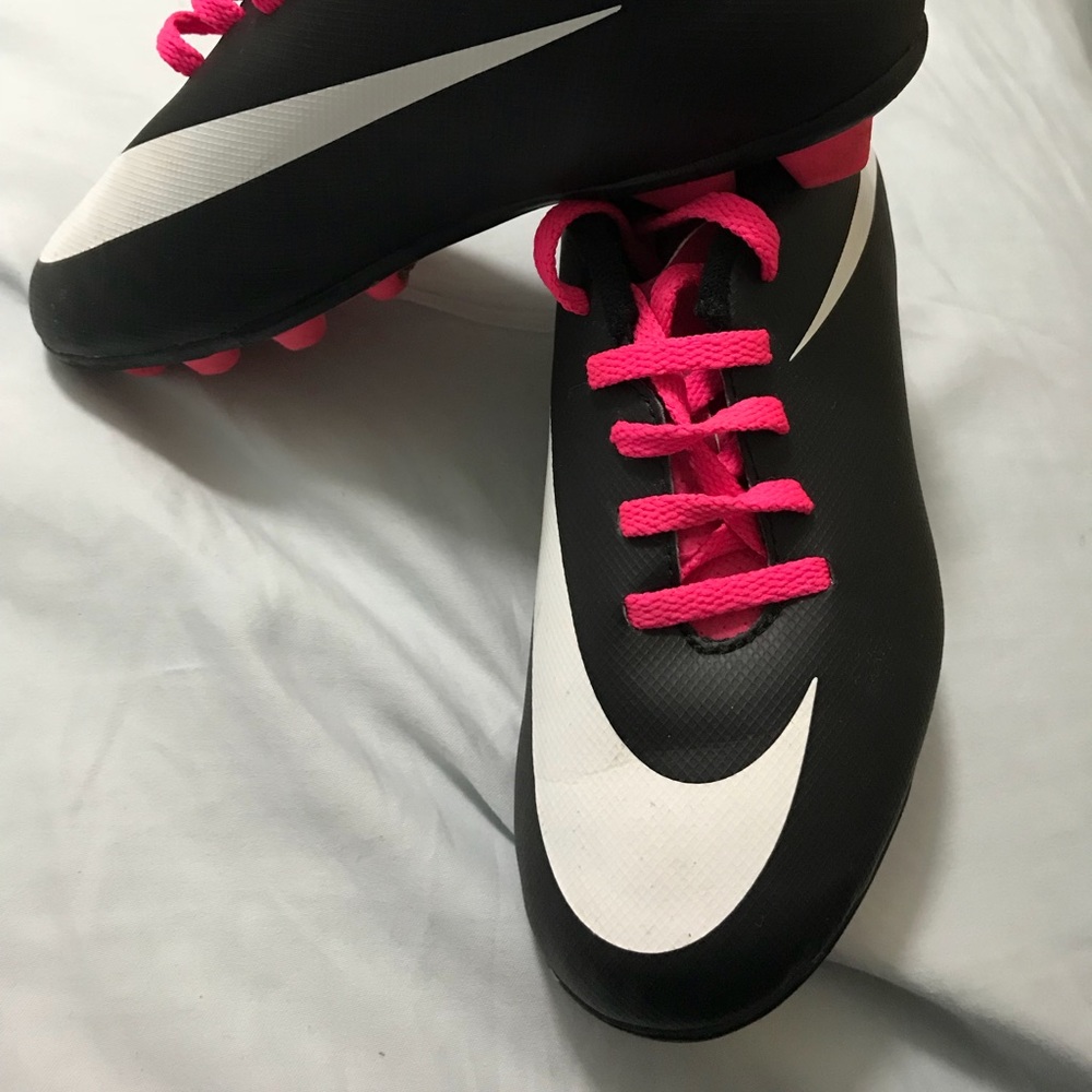 Girls Soccer Cleats
