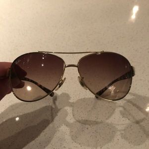 Ray-Ban aviators with tortoise and gold frames