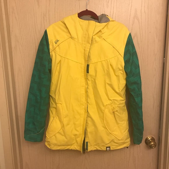 Women’s Ride Snowboard Jacket - Picture 3 of 4