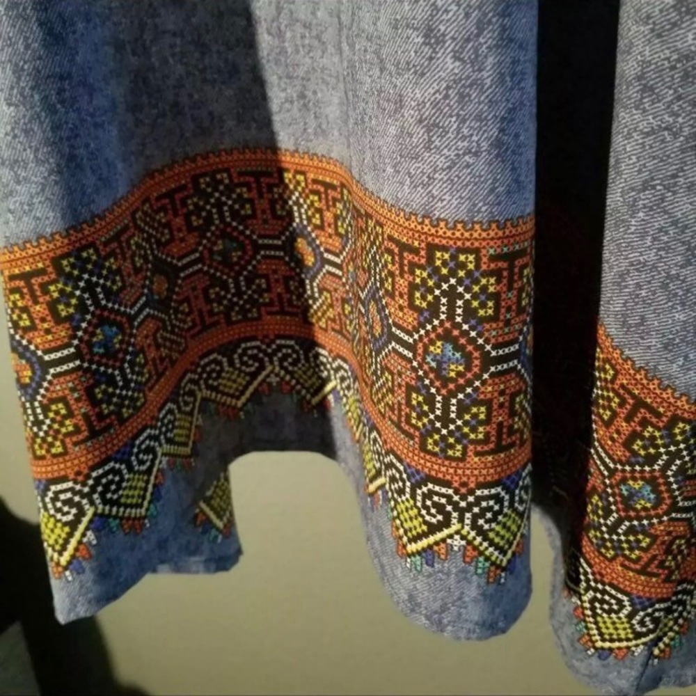 Blue Patterned Tunic Tank - Picture 3 of 4