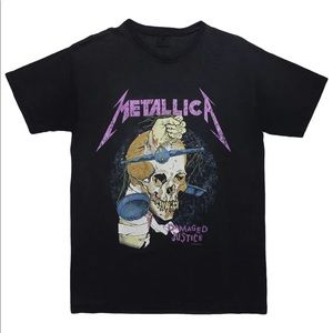 metallica t-shirt