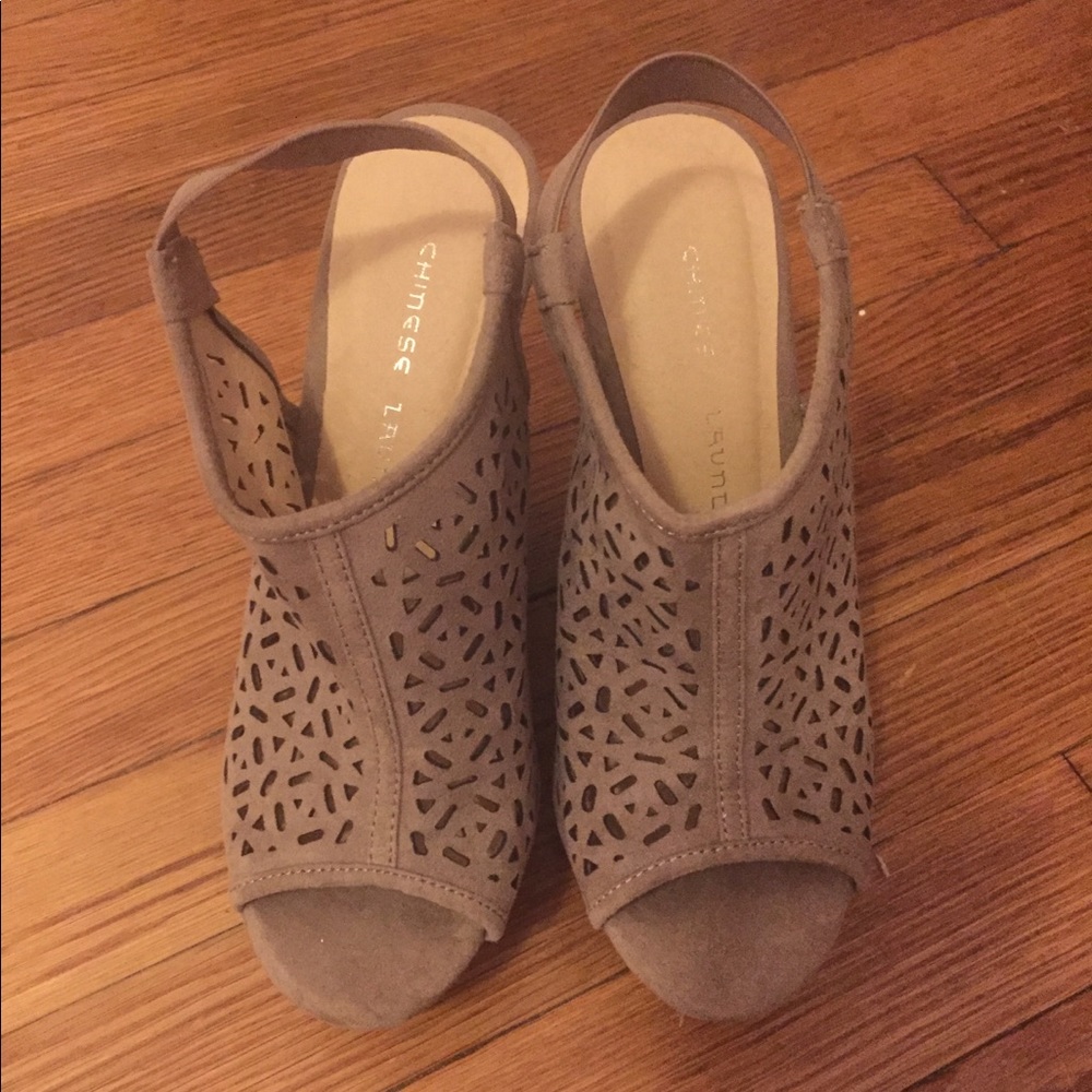 Chinese laundry wedges