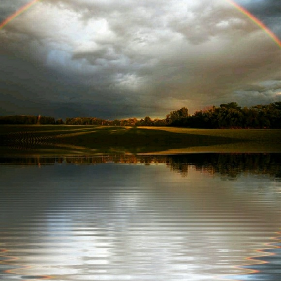 Rainbow Halo - Picture 1 of 1