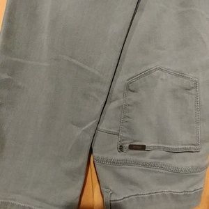 Chico's jeans so lifting slim leg size 1.5