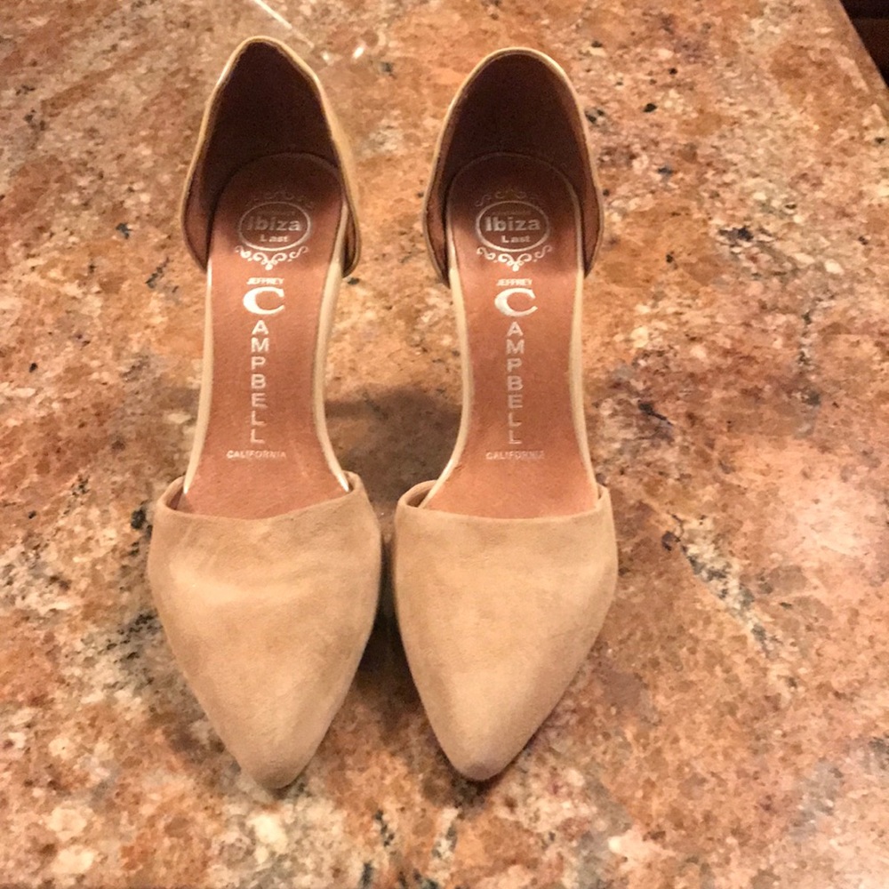 Jeffrey Campbell beige pumps