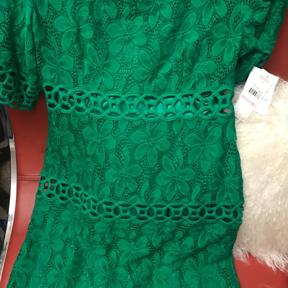 Comfy holiday green dress - Picture 4 of 5