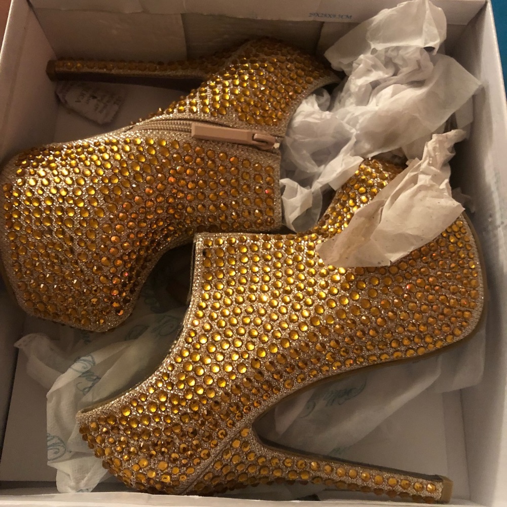 Gold Chrystal Booties