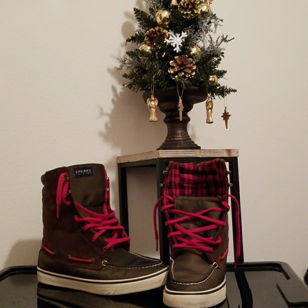 Sperry Top-Siders!