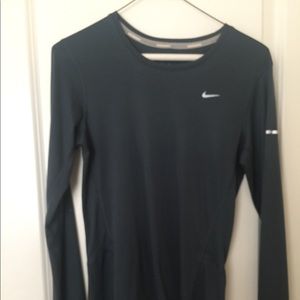 2 nike workout long sleeves! like new