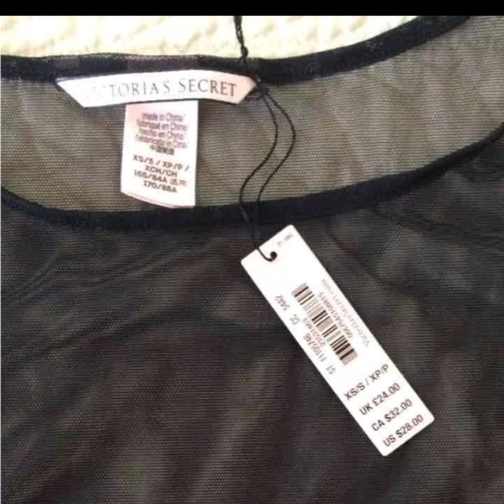 Black shirt - Picture 3 of 4