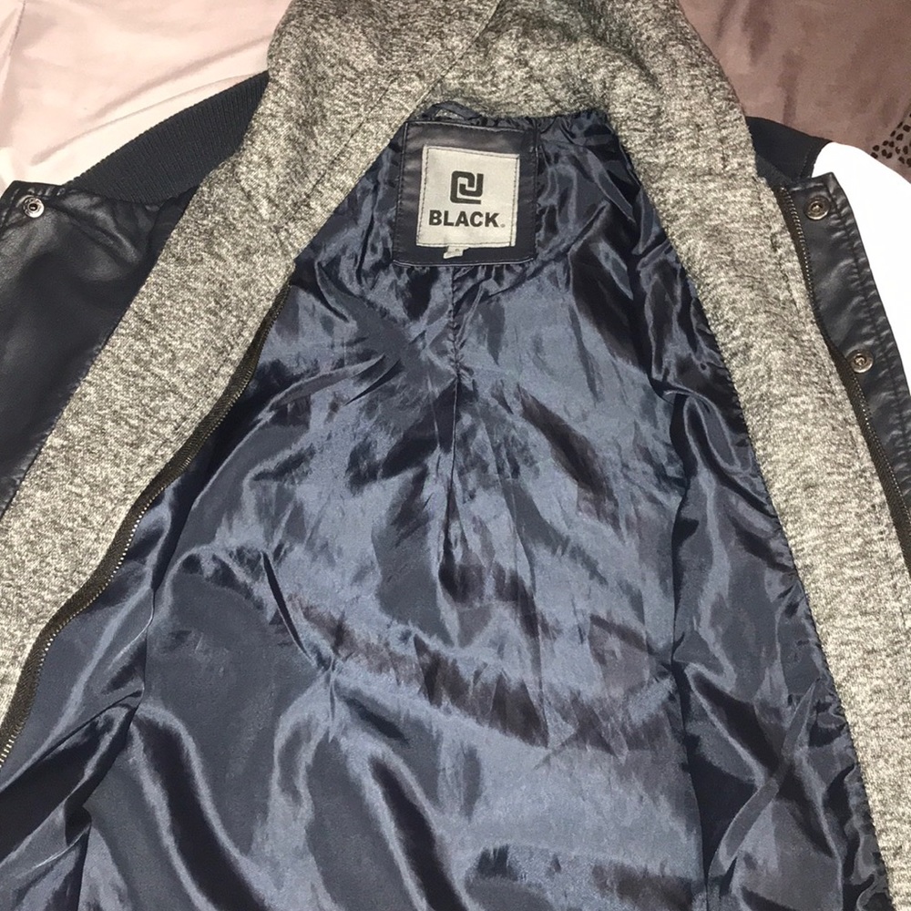 Retro Jacket - Picture 2 of 3