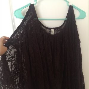 free people burgundy top!