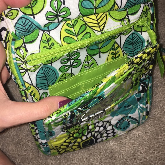 NEW W/O TAGS VERA BRADLEY PURSE - Picture 2 of 3