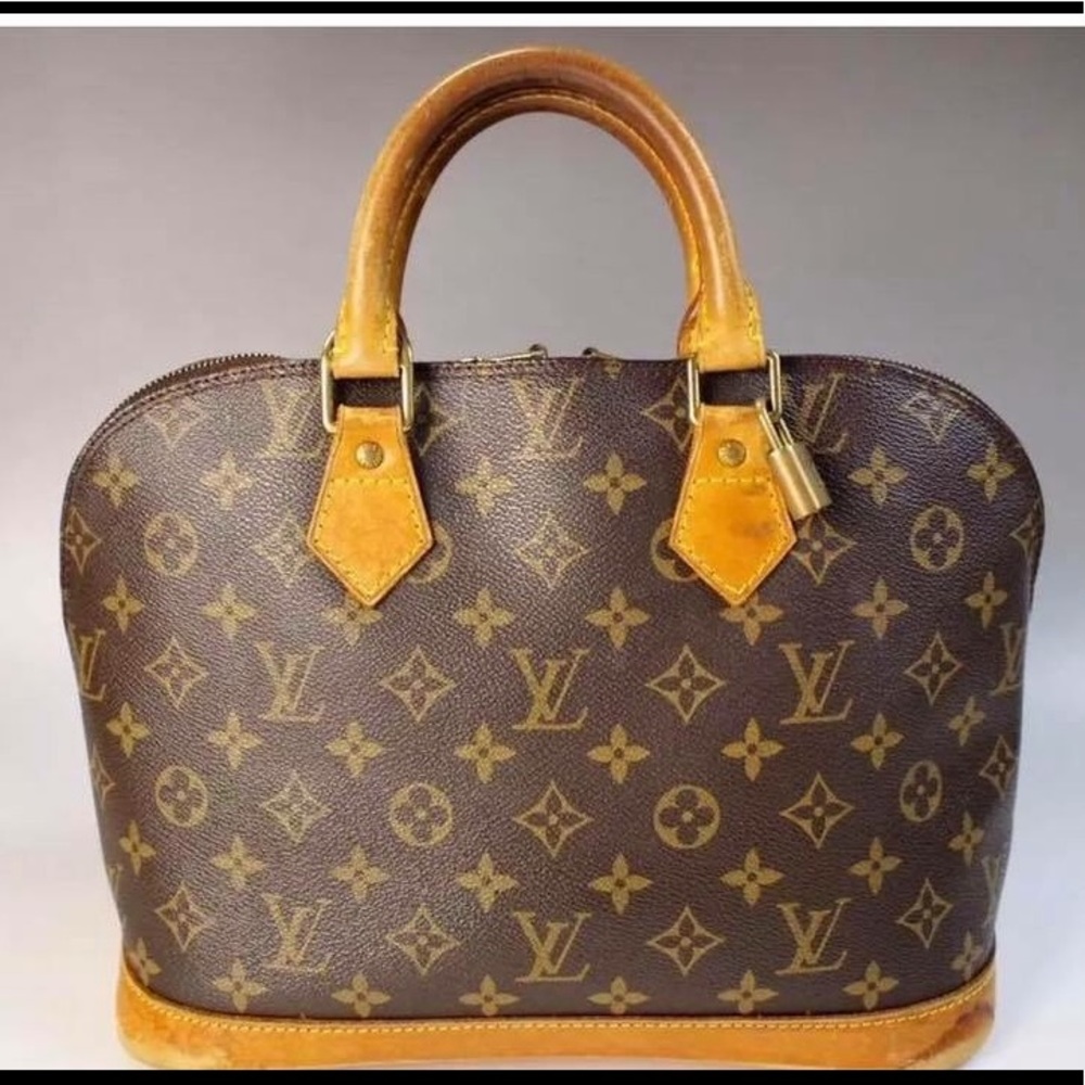 🎈TRADED🎈Louis Vuitton Alma bag