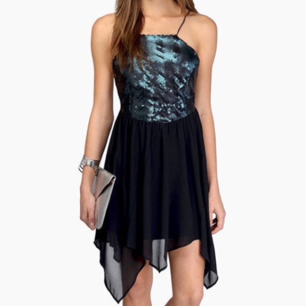 Tobi Midnight Dress