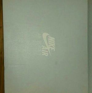 All black men's Air Force 1 '07 lows