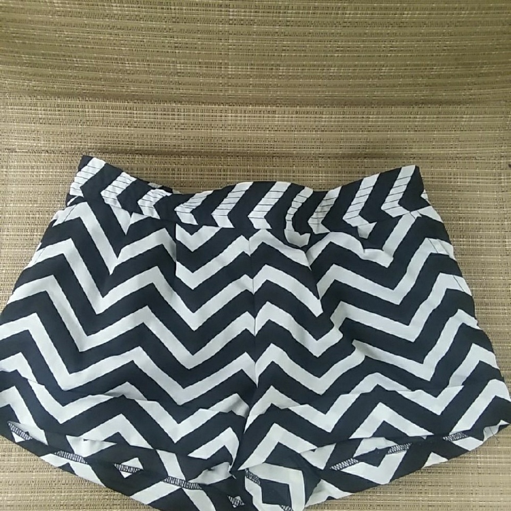 Mnk shorts