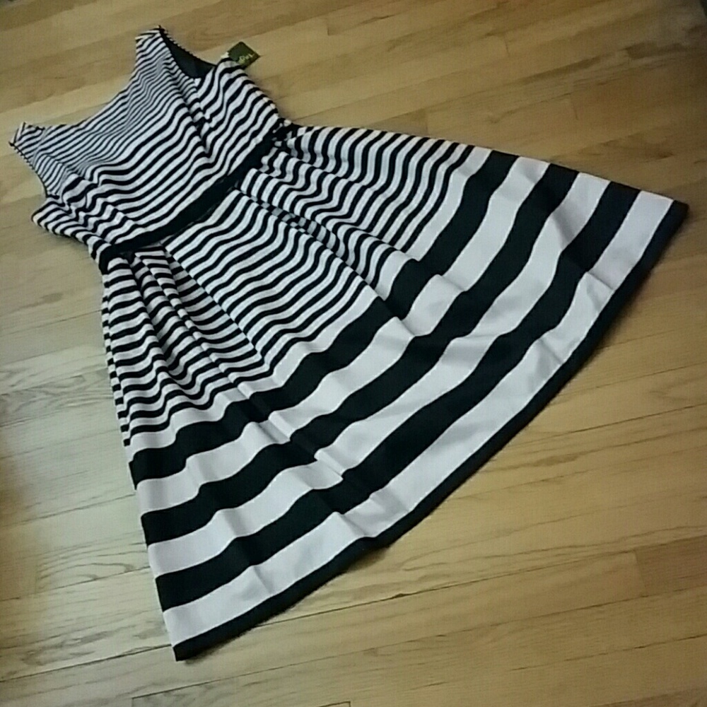 Taylor Dress