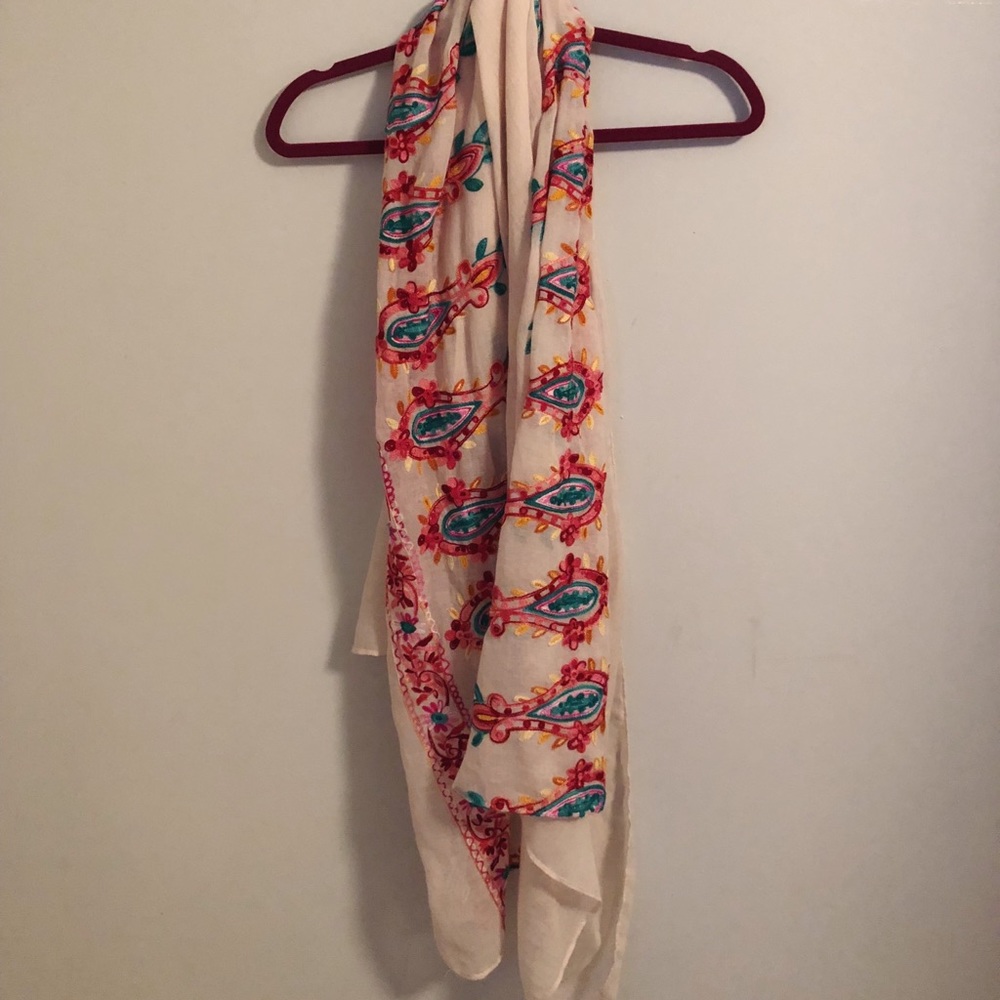 Forever 21 embroidered scarf