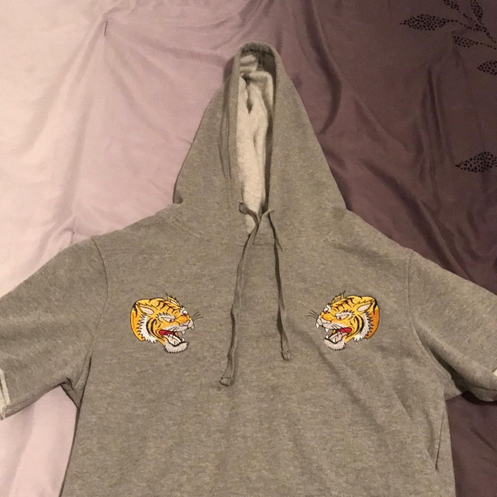 short sleeve hoodie
