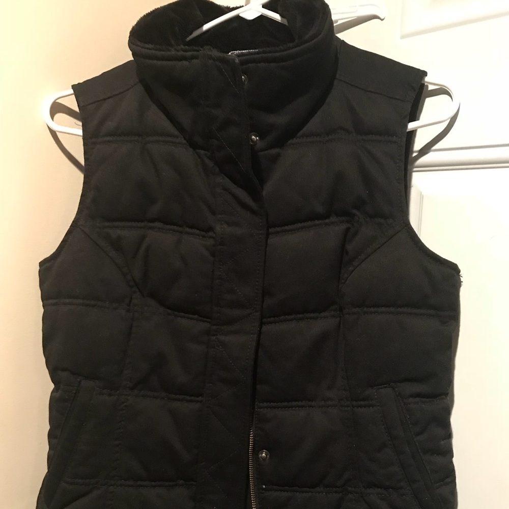 Tommy Hilfiger puffer vest - Picture 6 of 8