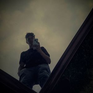 Meet your Posher, Ethan