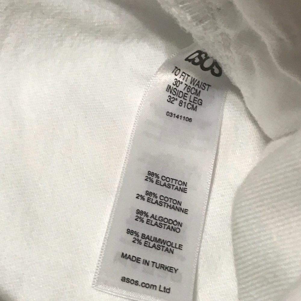 ASOS White Destroyed Knee Jeans Size 30x32 - Picture 8 of 8