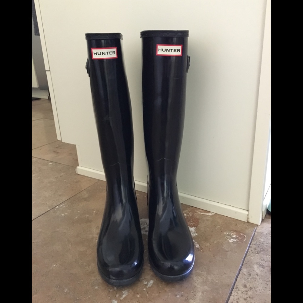 Hunter black rain boots