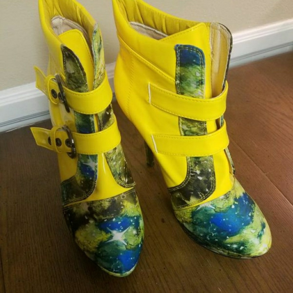 Show Story Heels