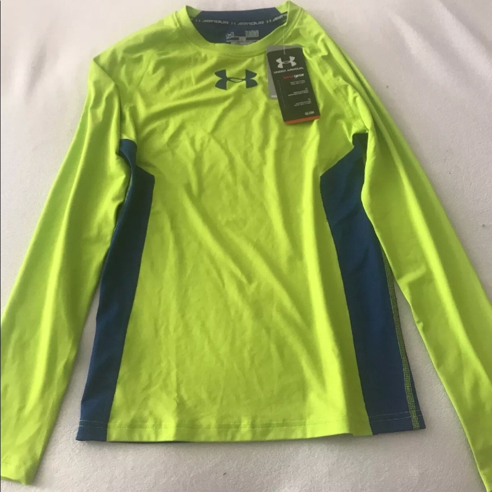 *NEVER WORN* Youth Under Armour Shirt