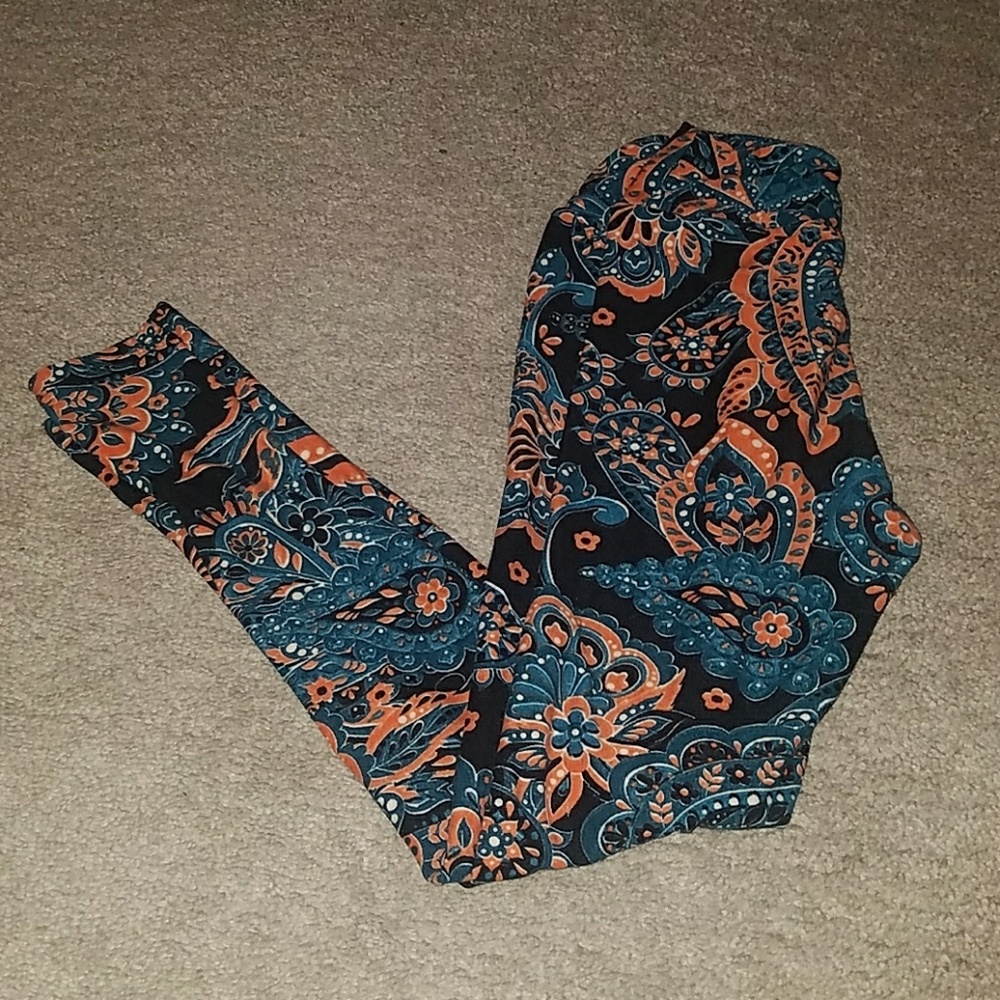 Lularoe TWEEN leggings