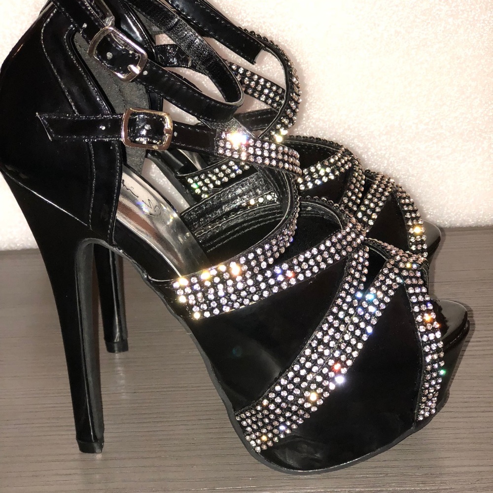 marichi mani very sexy platform heels