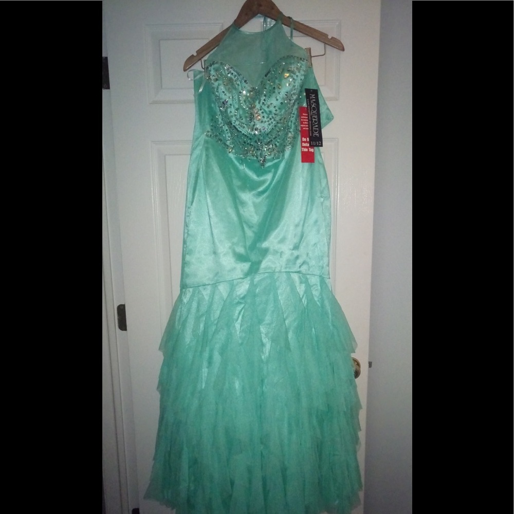 Masquerade size 11/12 Holiday Quinciniera dress