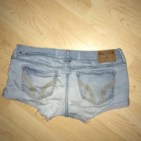 Bundle of Hollister shorts!! - Picture 3 of 3