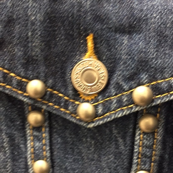 Jean jacket - Picture 2 of 5