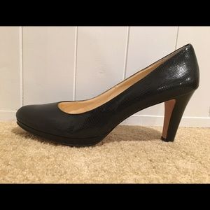 Cole Hahn black alligator dress pumps 9 1/2
