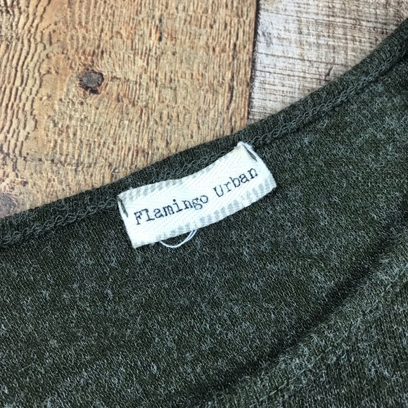 Fuzzy green knot tunic - Picture 5 of 5