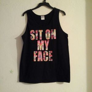 Fashion print tank top size M :  Box 009;