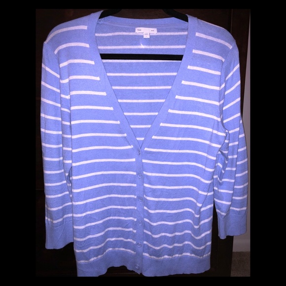 **GAP CARDIGAN** - Picture 1 of 3