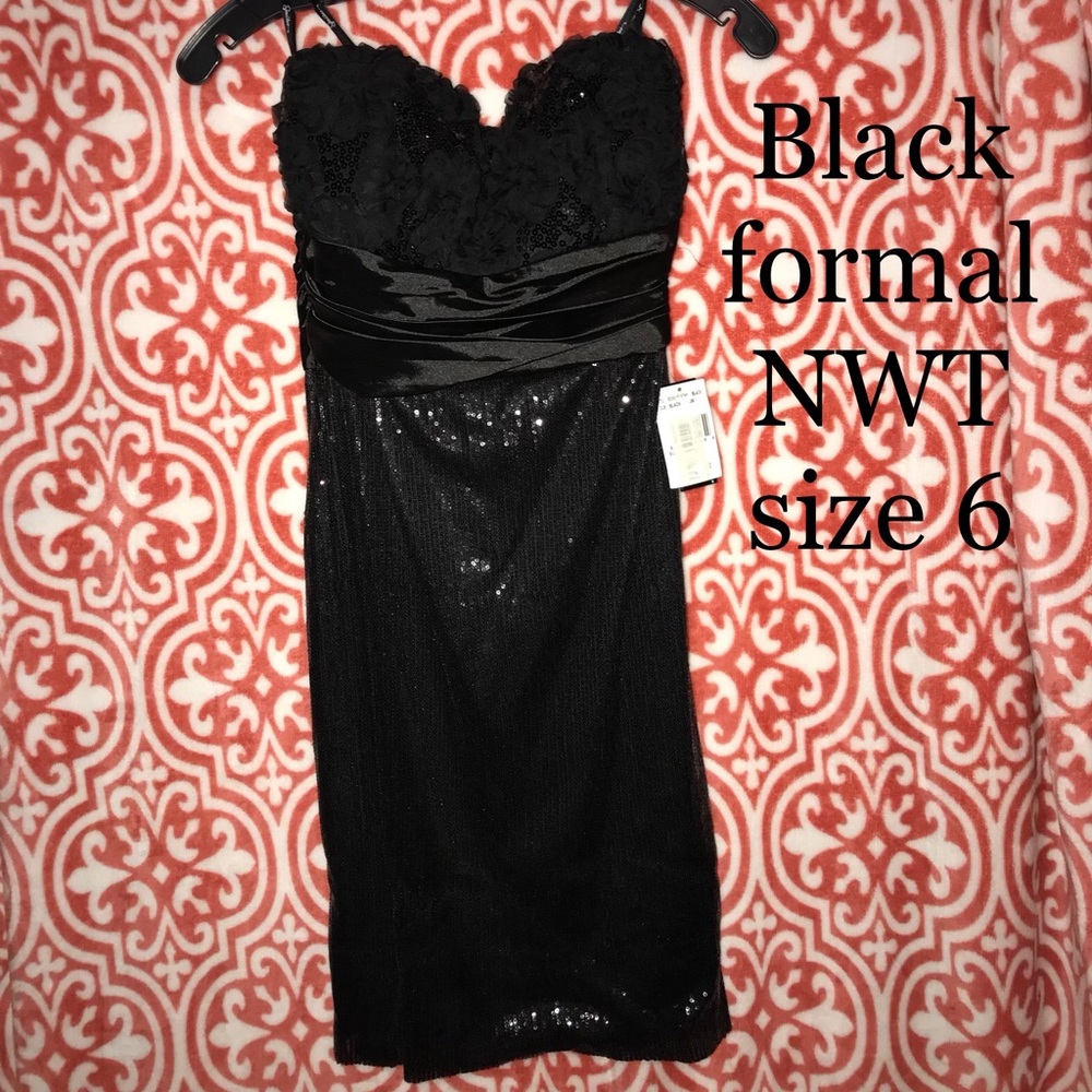 Short formal dress