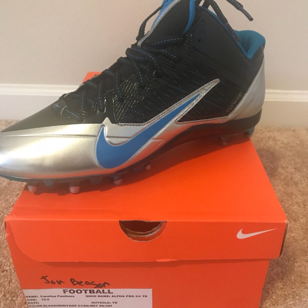 Men’s Football Cleats