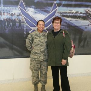 Meet your Posher, Hope