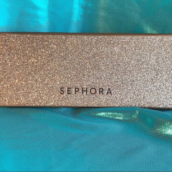 ‼️SOLD‼️🆕Sephora WinterQueen Palette🆕 - Picture 6 of 6