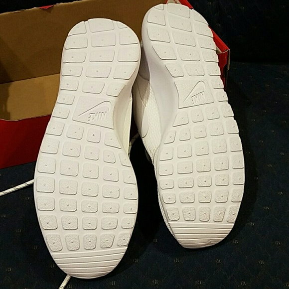 SOLD - Picture 3 of 4