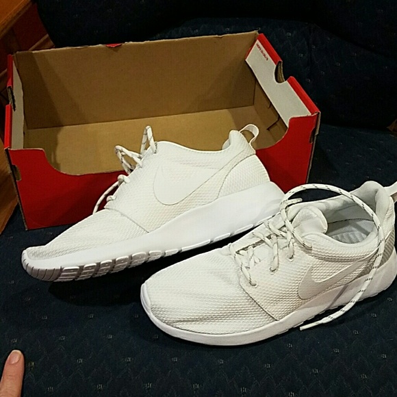 SOLD - Picture 4 of 4