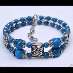 ❣️Closet Clean Out❣️ New Cool Blue Bead Bracelet