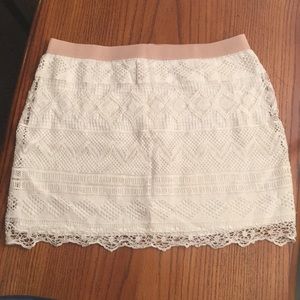 🔥NWOT🔥 American Eagle Lace Mini Skirt