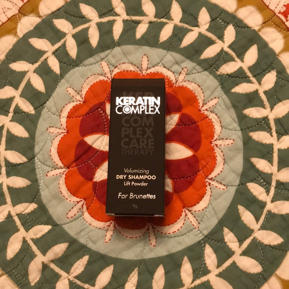 Charitan complex dry shampoo