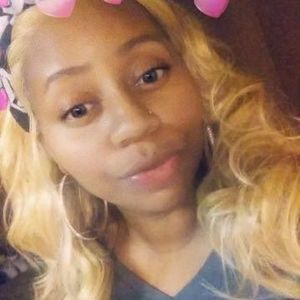 Meet your Posher, Debby